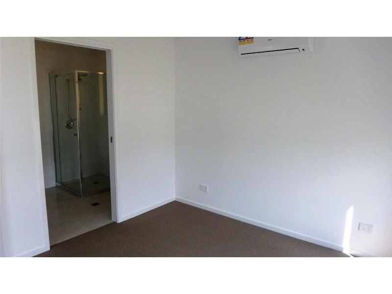 10  Ferngrove Street, Pimpama QLD 4209