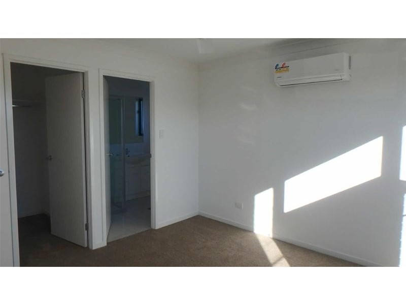 30  Augusta Boulevarde, Pimpama QLD 4209