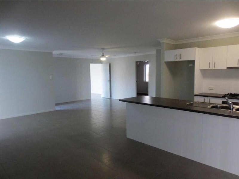 2  Carnarvon Court(13 William Blvde), Pimpama QLD 4209