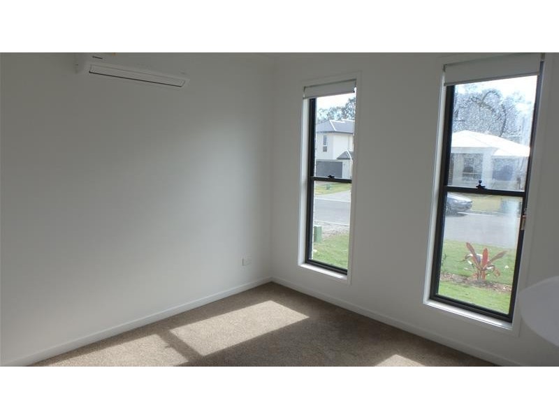 20 Milbrook Crescent, Pimpama QLD 4209