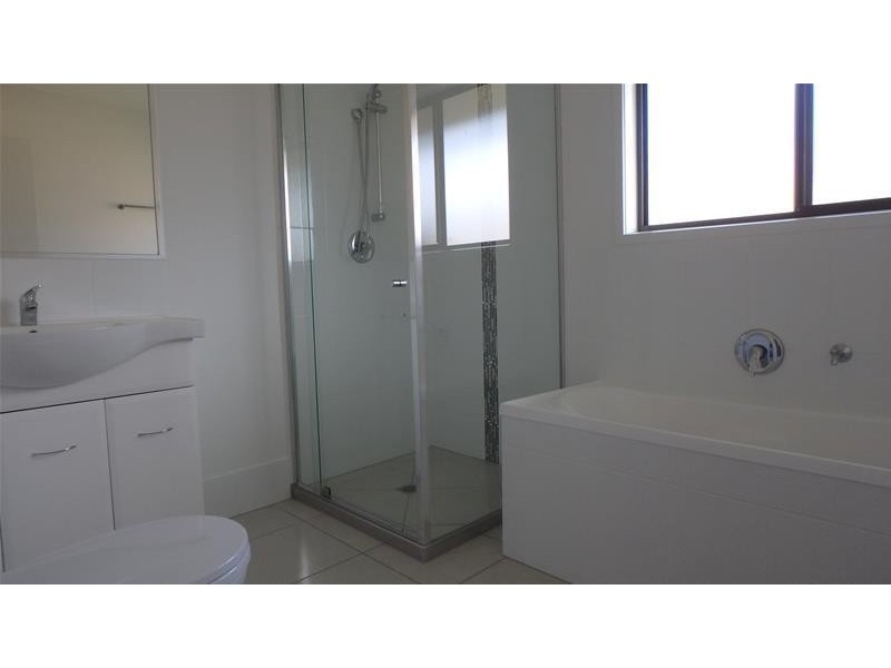 20 Milbrook Crescent, Pimpama QLD 4209