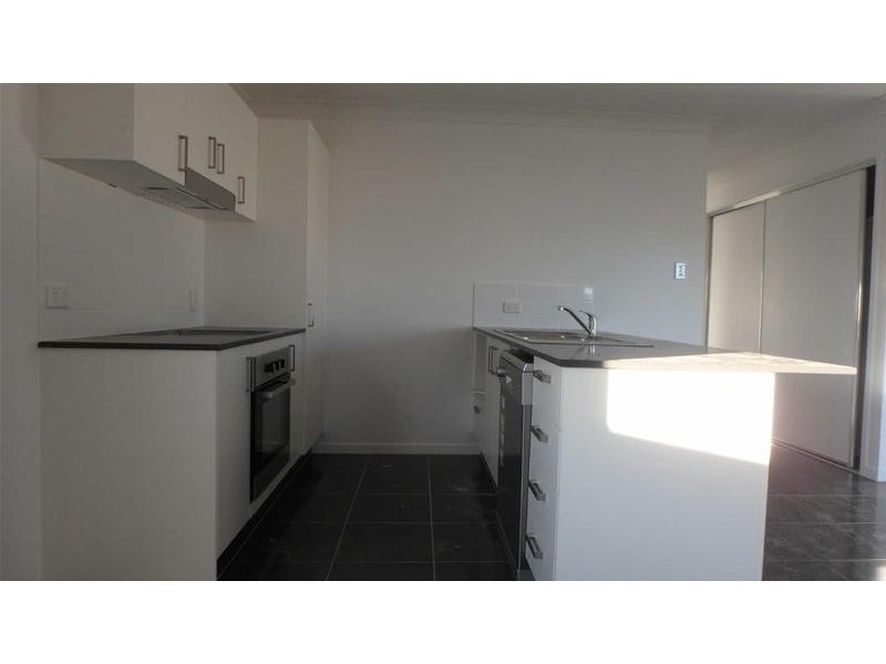 25 Augusta Boulevard, Pimpama QLD 4209