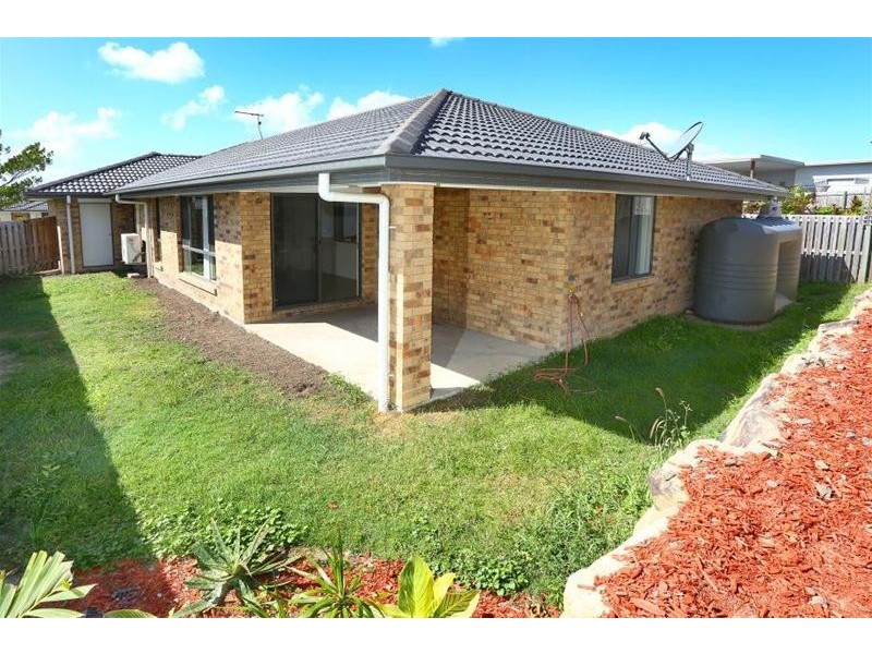 11 John  Crescent, Pimpama QLD 4209