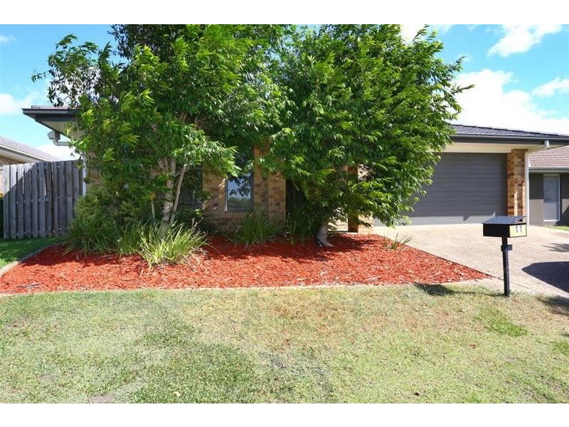 11 John  Crescent, Pimpama QLD 4209