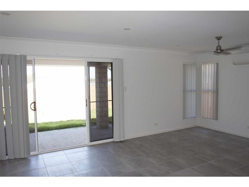 1/28  McWilliam Street, Pimpama QLD 4209