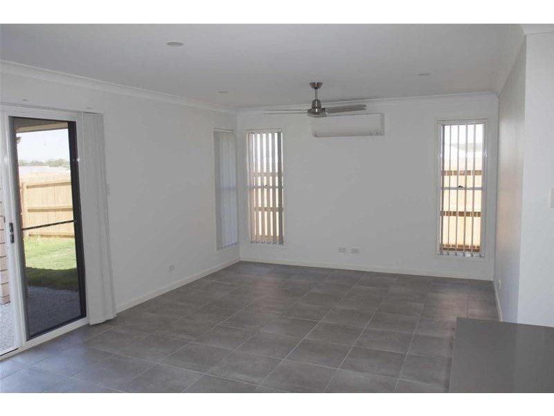 1/28  McWilliam Street, Pimpama QLD 4209