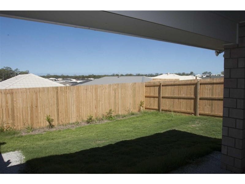 1/28  McWilliam Street, Pimpama QLD 4209