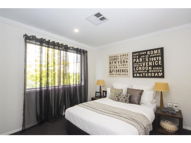 39 Hans Street, Upper Coomera QLD 4209