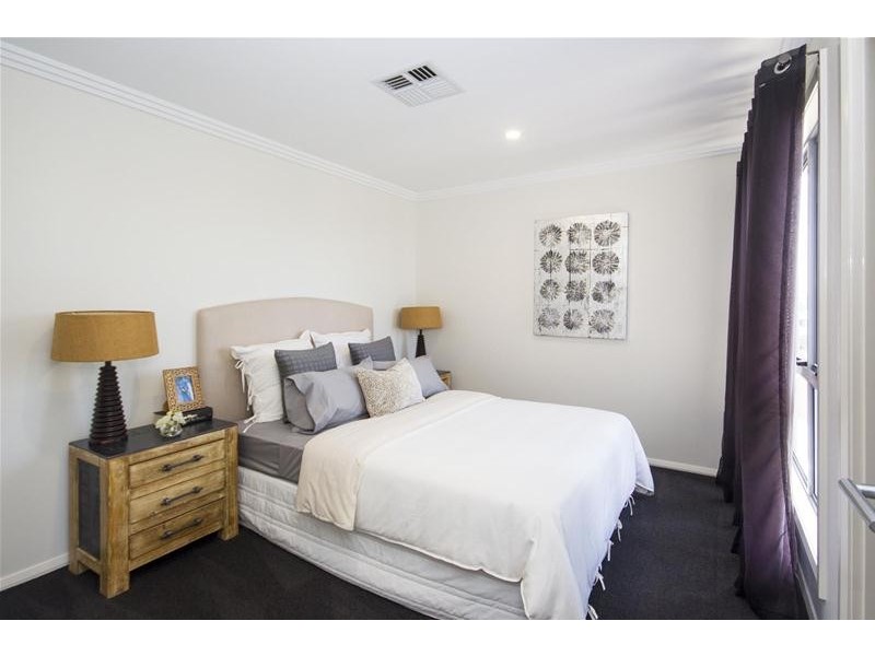 39 Hans Street, Upper Coomera QLD 4209