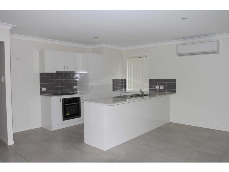 7 Palmerston Place, Coomera QLD 4209