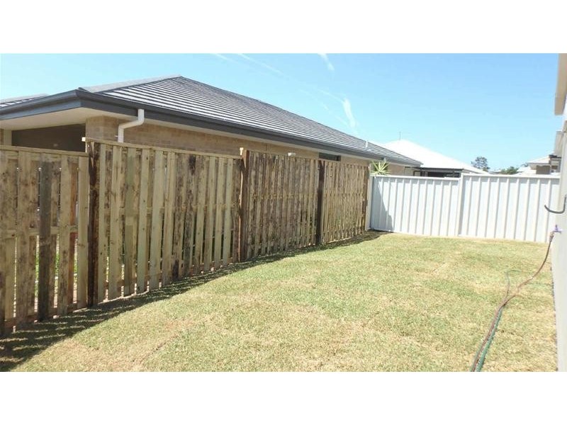 4  Park Vista Circuit, Coomera QLD 4209