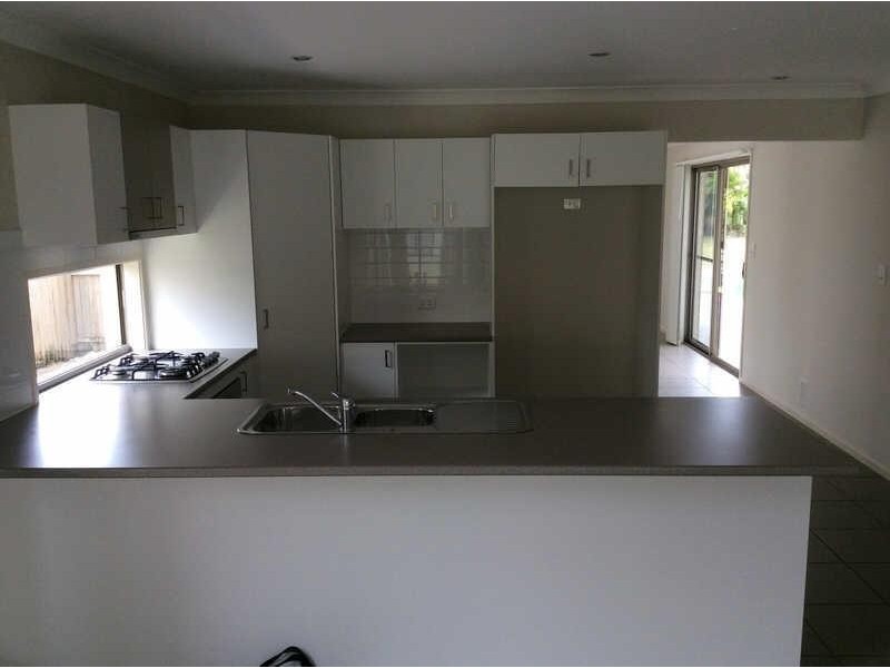 11  Kelly Avenue, Coomera QLD 4209