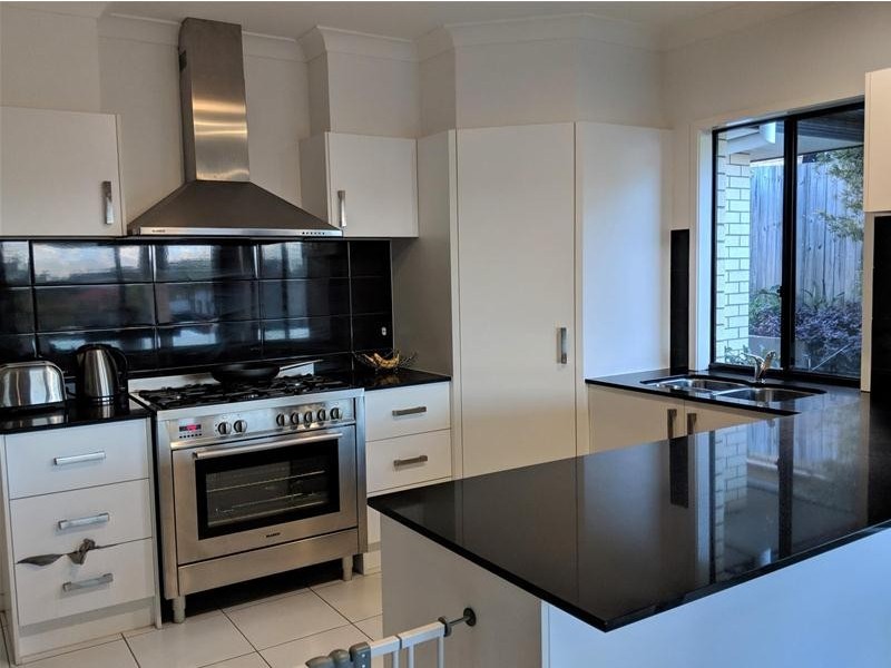 35 Sundew Crescent, Upper Coomera QLD 4209