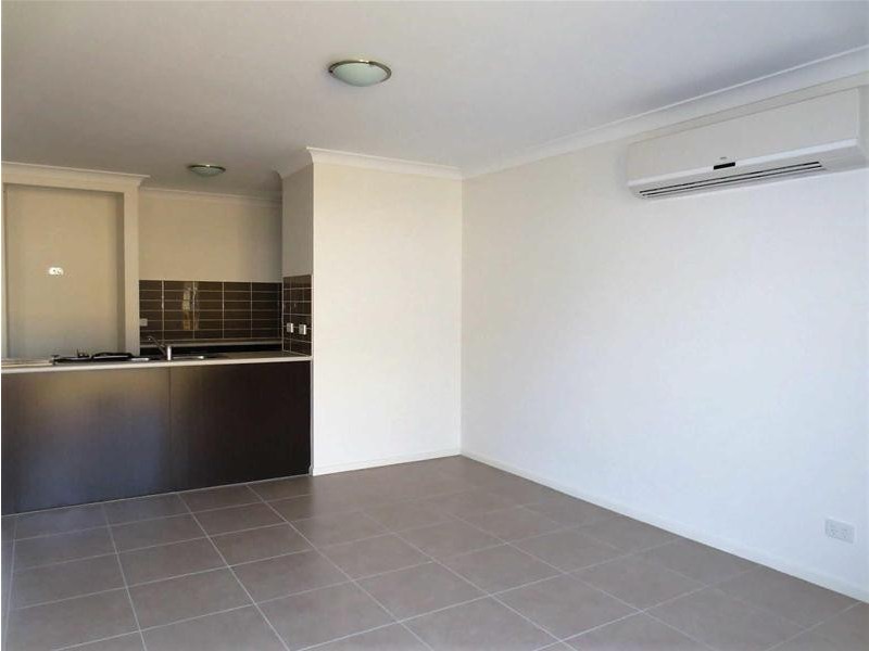 2/7  Lilly Pilly Drive, Coomera QLD 4209