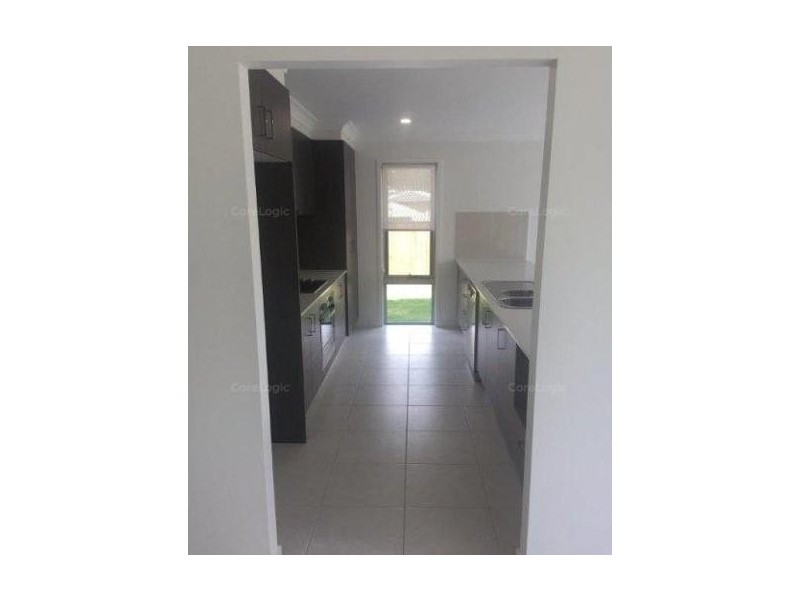 61  Hanover Drive, Pimpama QLD 4209