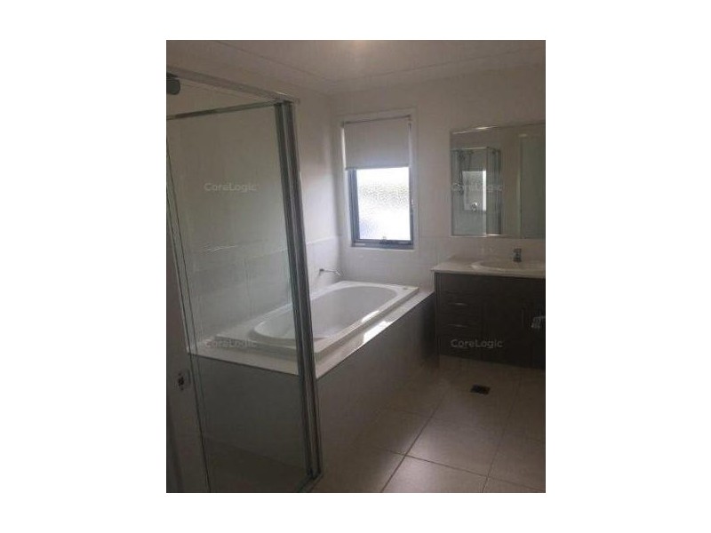 61  Hanover Drive, Pimpama QLD 4209