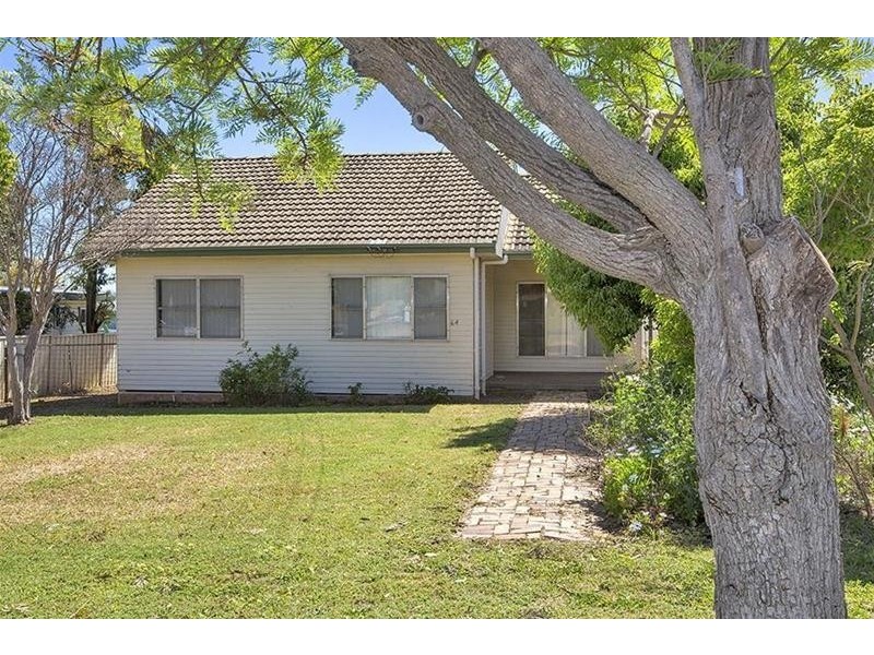 64. South Street, Gunnedah NSW 2380