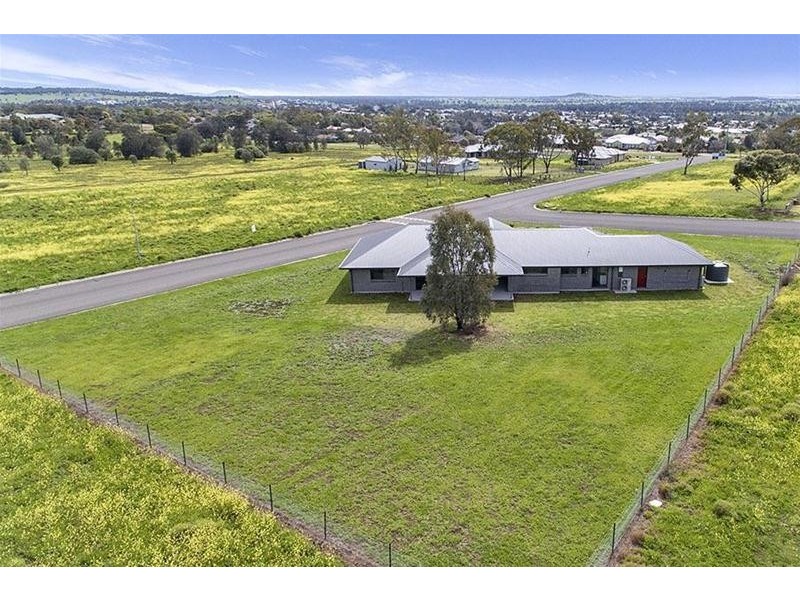 14 Bindea Place, Gunnedah NSW 2380