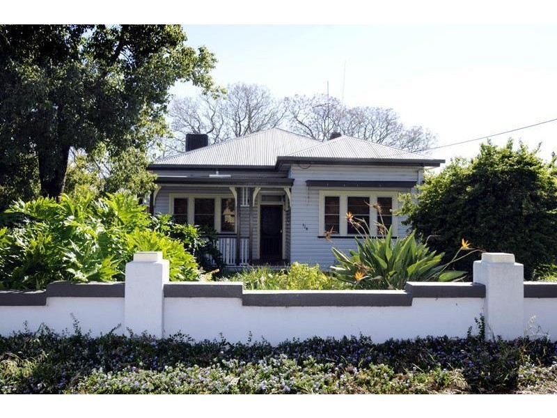 128 Barber Street, Gunnedah NSW 2380