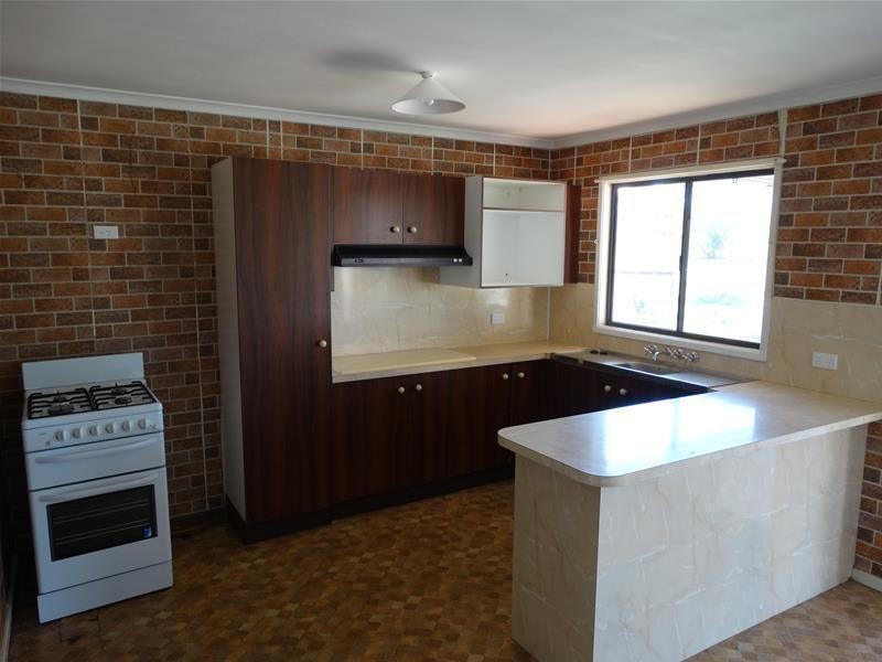 80 Phillip Street, Carroll NSW 2340