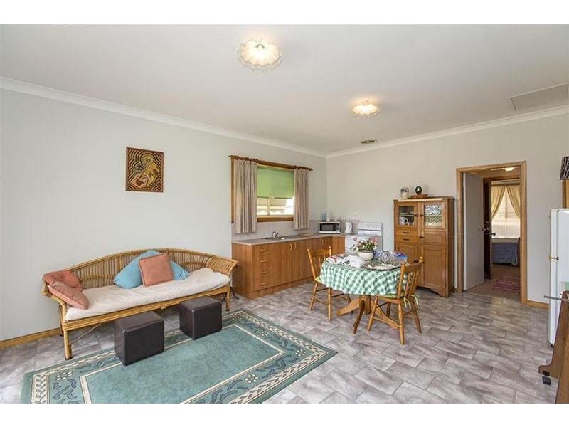 8 Pinehill Road, Gunnedah NSW 2380