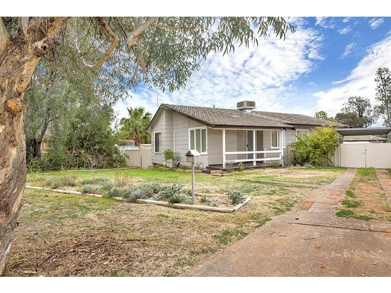44 Jaeger Avenue, Gunnedah NSW 2380