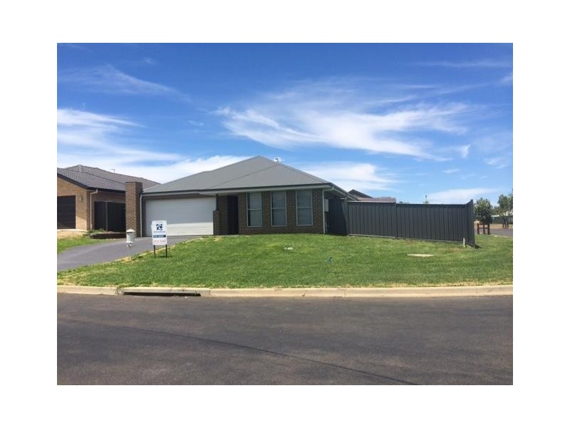 1 Kurrajong Road, Gunnedah NSW 2380