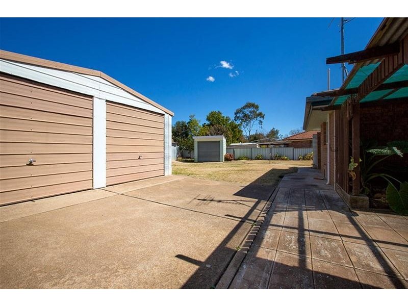 6 Jarmain Close, Gunnedah NSW 2380