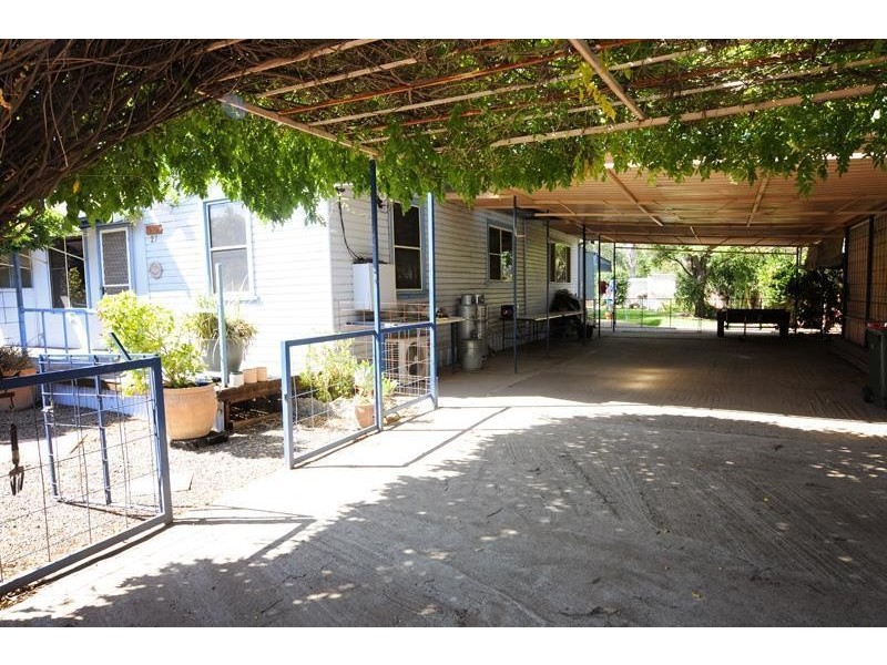 27 Conadilly Street, Gunnedah NSW 2380