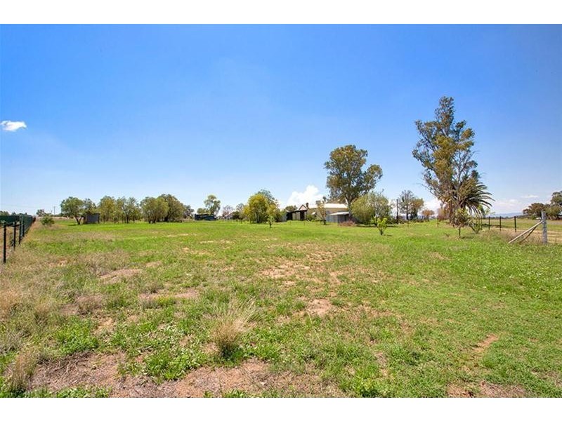 2A & 2C Walton Street, Boggabri NSW 2382