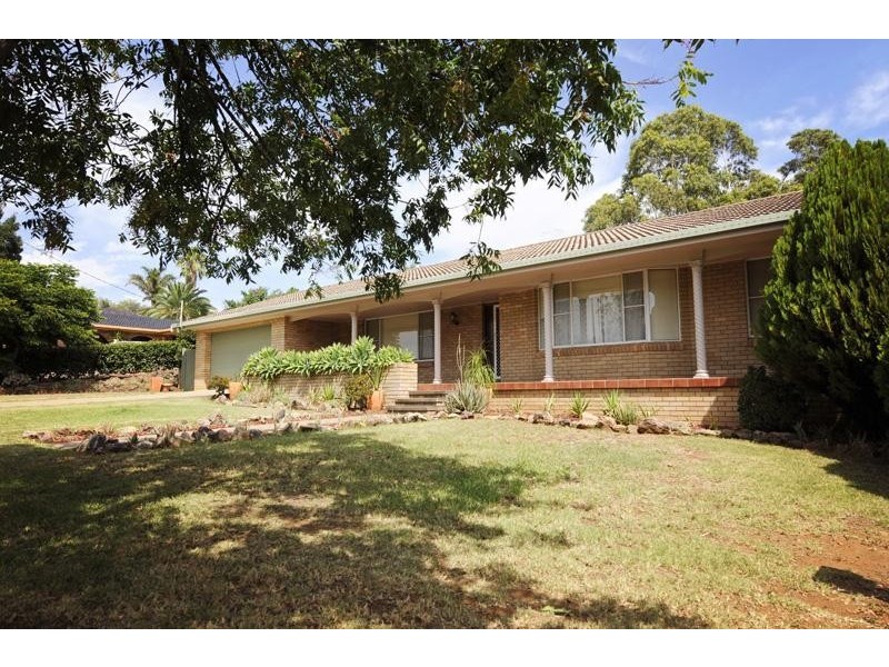 55 Bridge Street, Gunnedah NSW 2380