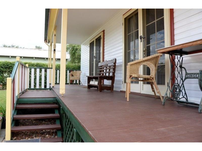 20 Russell Court, Gunnedah NSW 2380