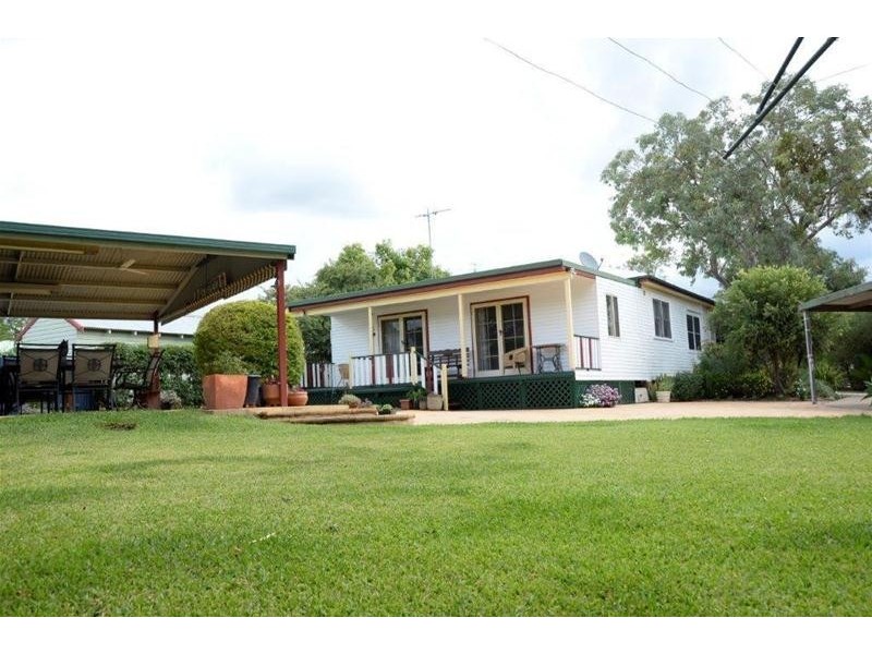 20 Russell Court, Gunnedah NSW 2380