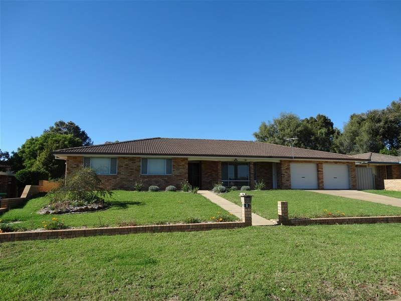 6 Hinton Drive, Gunnedah NSW 2380