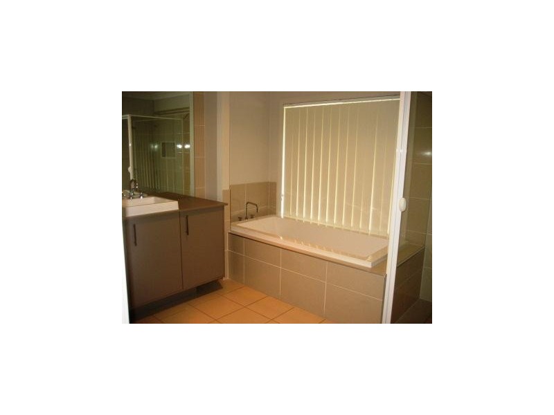 8 Tallowwood Drive, Gunnedah NSW 2380