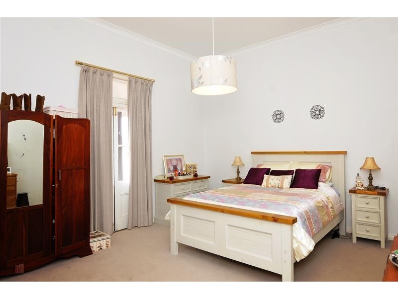 8 Galway Avenue, Gunnedah NSW 2380