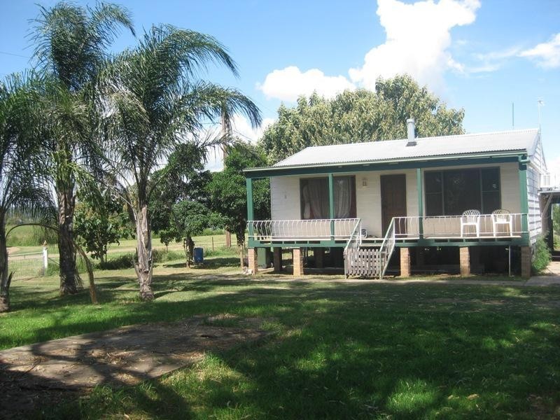 18 Breeza Street, Carroll NSW 2340