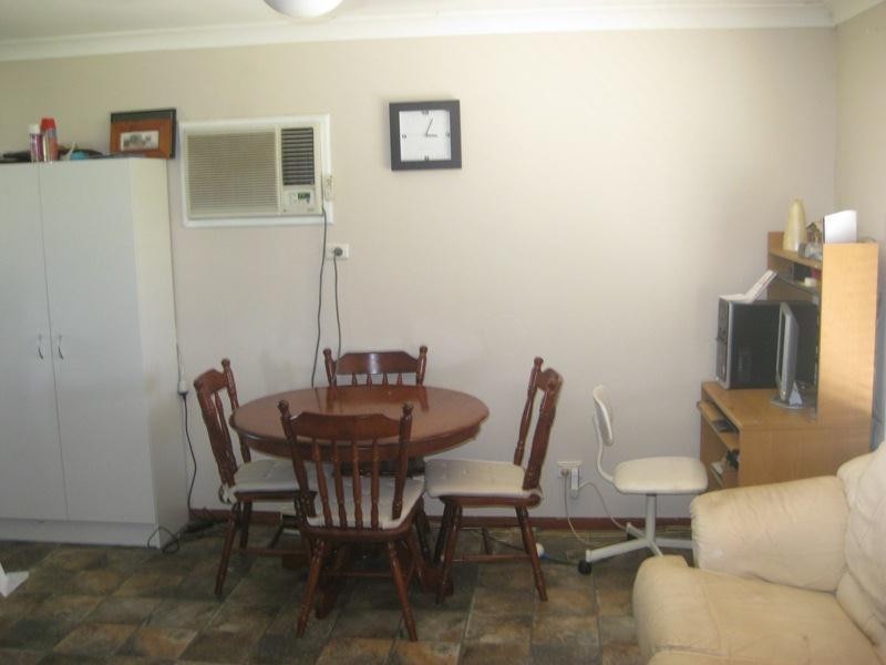 18 Breeza Street, Carroll NSW 2340