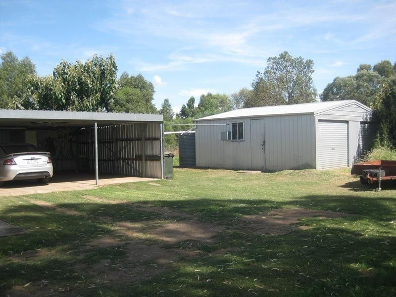 18 Breeza Street, Carroll NSW 2340