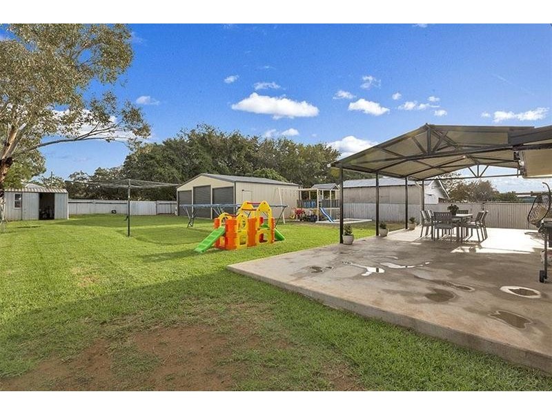 27 Eighth Divisional Memorial Avenue, Gunnedah NSW 2380