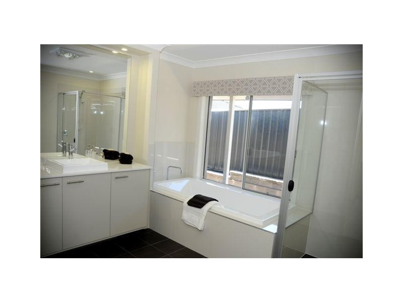 1 Tallowwood Drive, Gunnedah NSW 2380