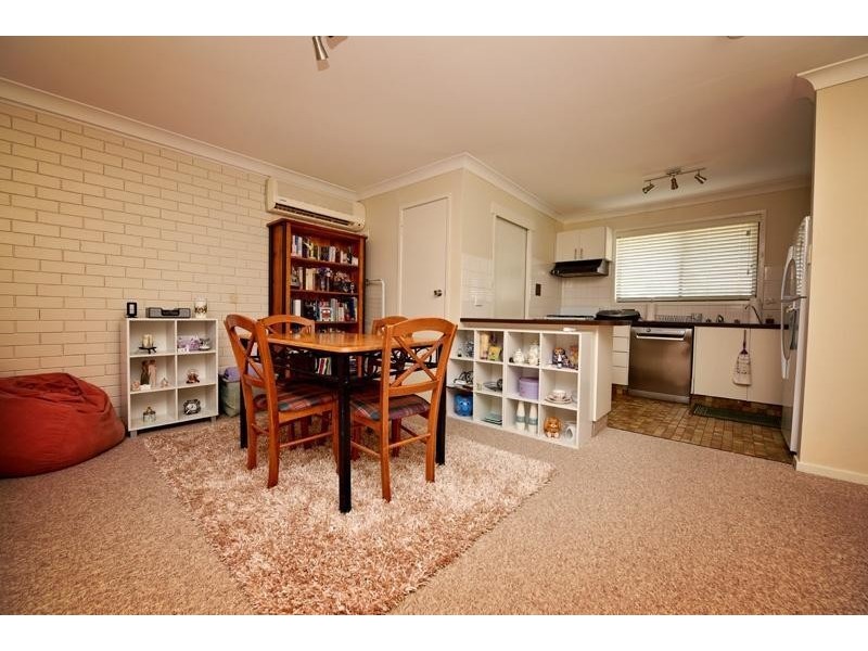 2/182 Bloomfield Street, Gunnedah NSW 2380