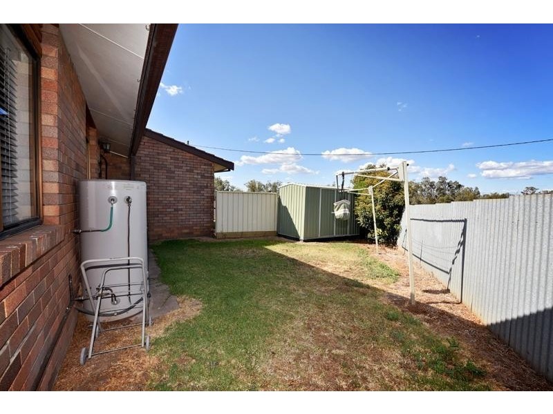 2/182 Bloomfield Street, Gunnedah NSW 2380