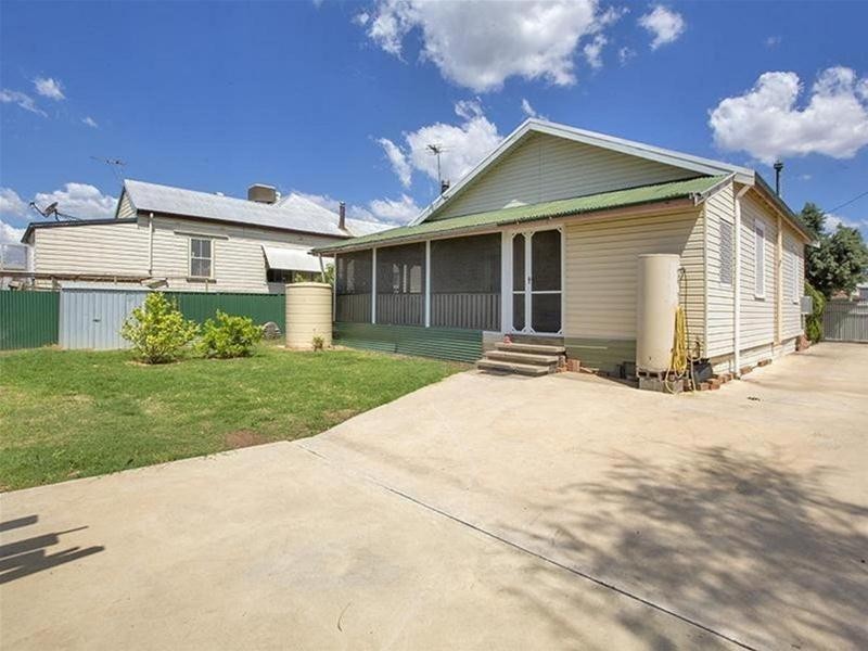 98 Bloomfield Street, Gunnedah NSW 2380