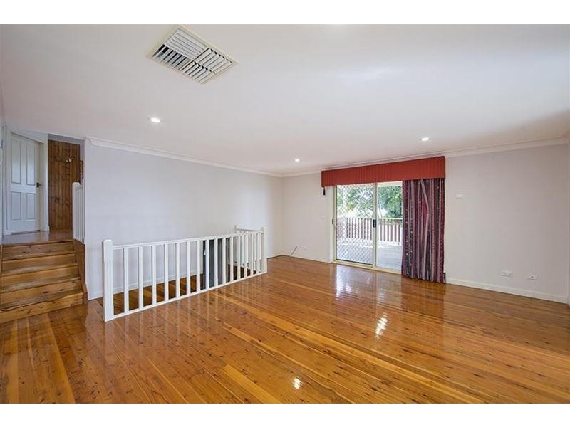 11 Hillcrest Road, Gunnedah NSW 2380