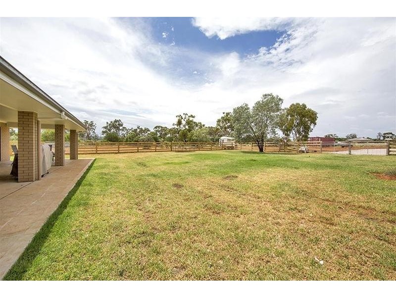 1-3 Galway Av, Gunnedah NSW 2380