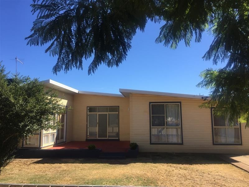 32 Beulah Street, Gunnedah NSW 2380
