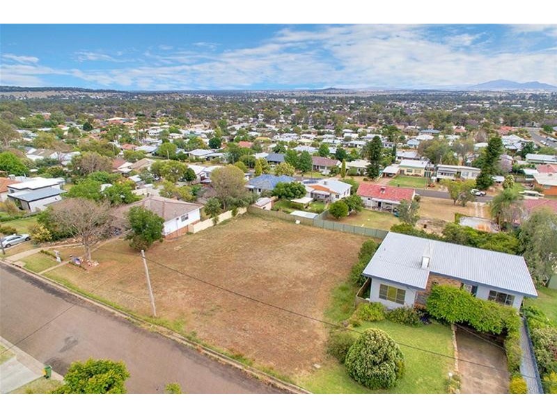 50 & 52 Baxter Street, Gunnedah NSW 2380