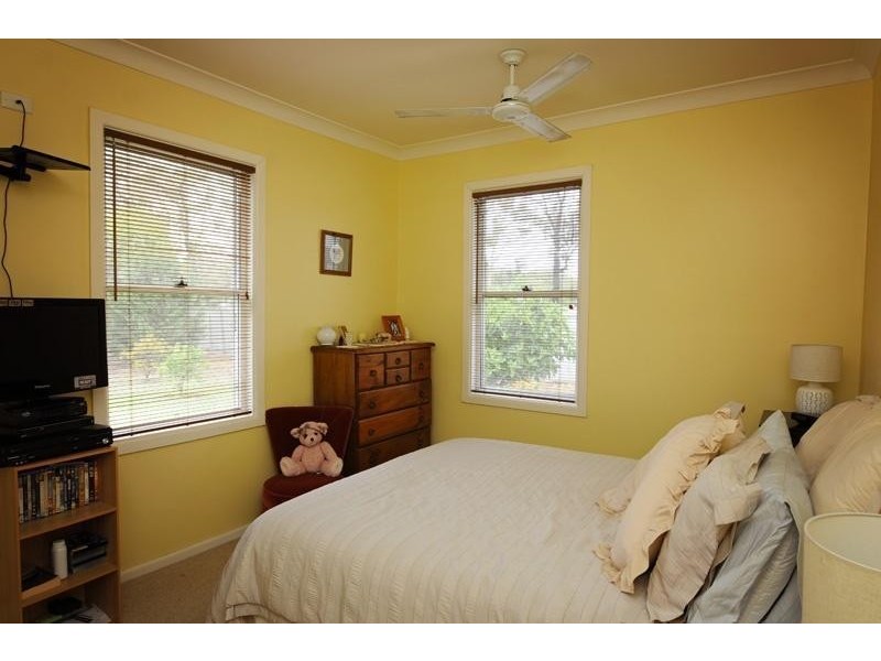 8 Lawson Av, Gunnedah NSW 2380