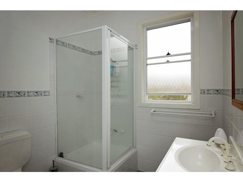 8 Lawson Av, Gunnedah NSW 2380